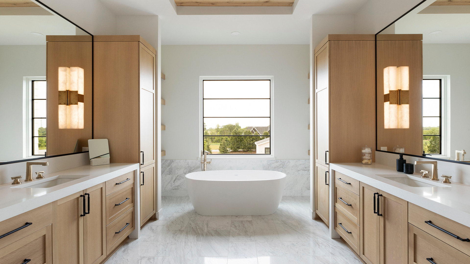 Bathroom Cabinet Design